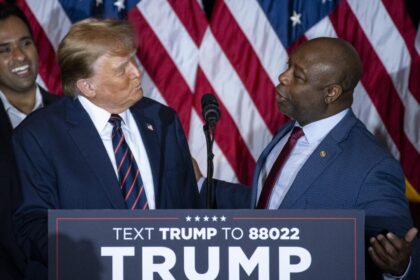 Column: Tim Scott, the only Black GOP senator, now loves Trump. It’s not a good look