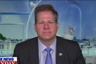 Trump has this 'chaos that surrounds him': Gov. Chris Sununu