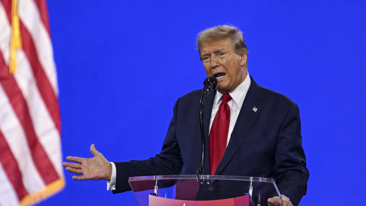 Donald Trump Dubs Himself a “Political Dissident” in CPAC Speech