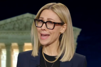 Desi Lydic Clowns Supreme Court's 'Very Difficult Legal Question' On Trump's Immunity Claim