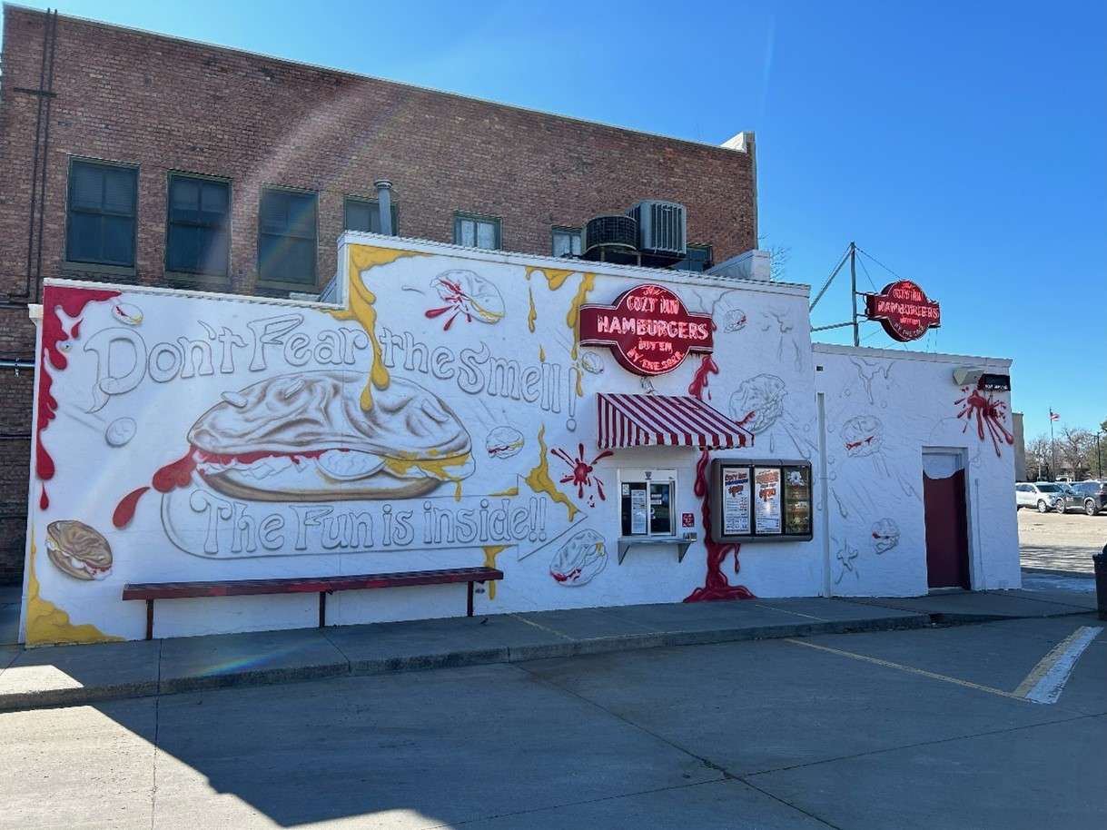 Kansas Town Says Burger Joint’s Mural Can’t Show Any Burgers