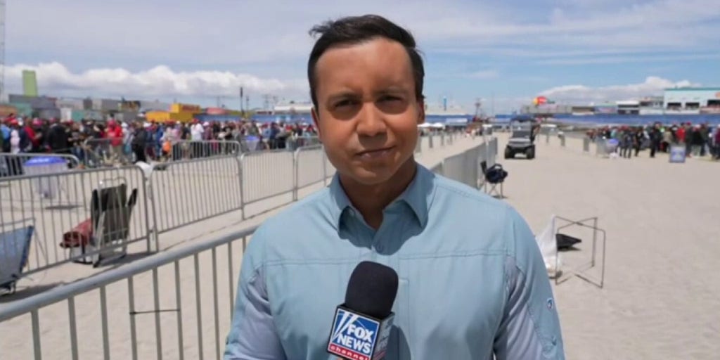 Bryan Llenas reports live from Trump's Wildwood, NJ, rally