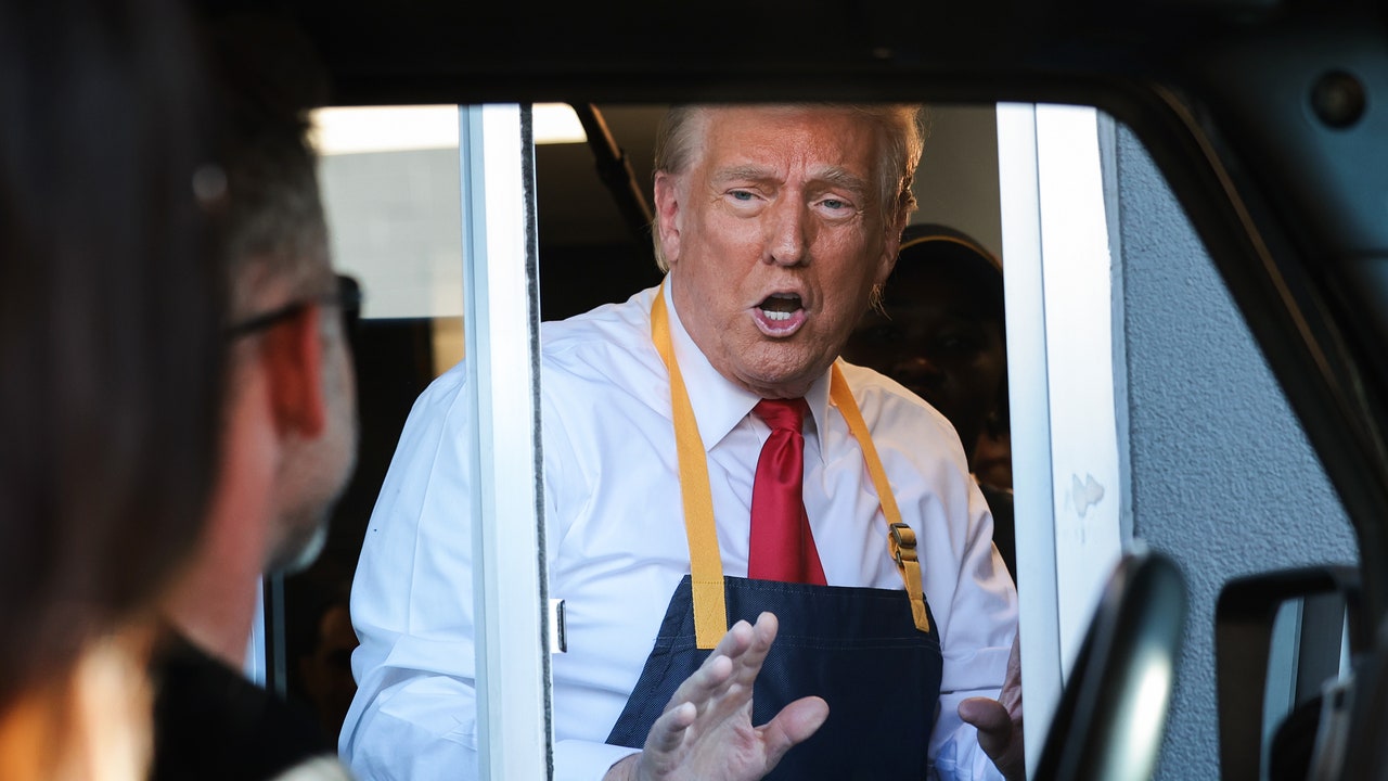 “Cringe,” “Nonsense,” “Out of Touch”: Actual McDonald’s Workers Unimpressed With Trump’s Fry-Cook Cosplay