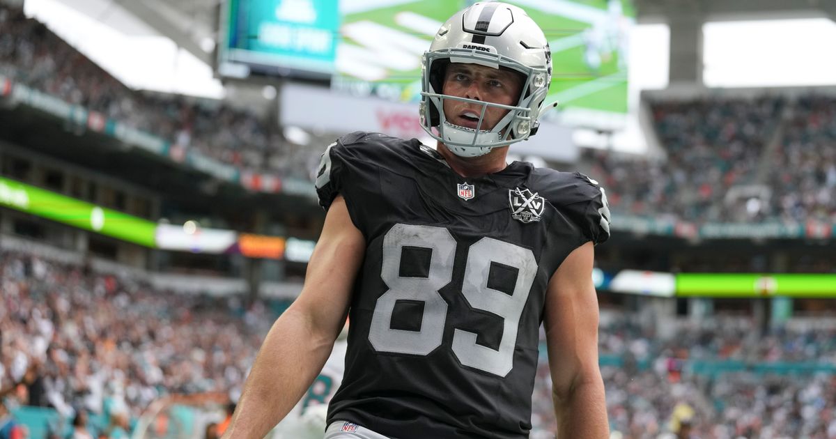 Raiders' Brock Bowers Is Cut Off By Team After Reporter Asks About Trump Stunt