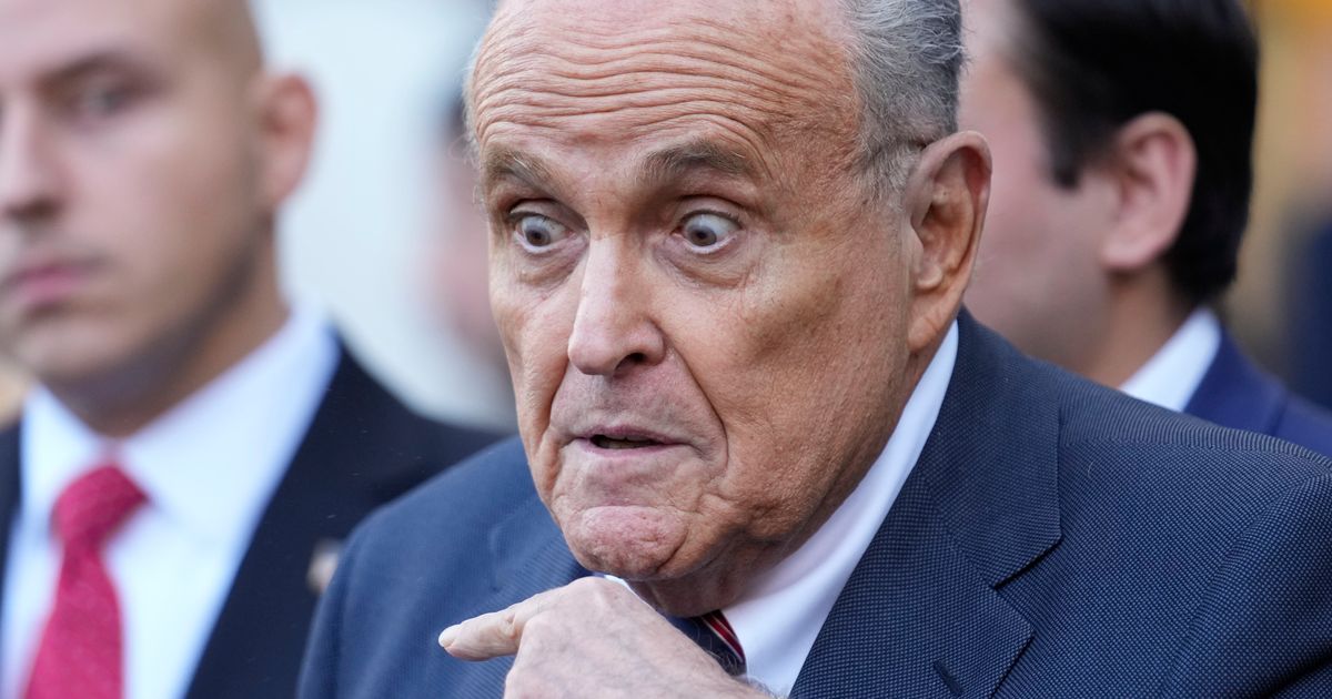 Courtroom Sketch Artist Captures 'Wild' Rudy Giuliani 'Losing It' In Damning Detail