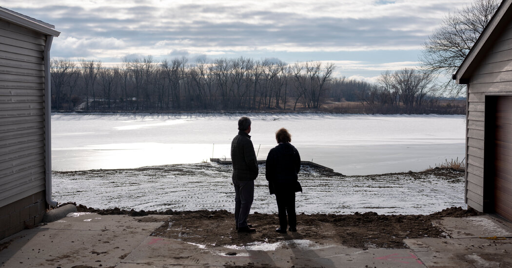 Kristi Noem Sent Troops to Border, but Not to Flood Victims in South Dakota