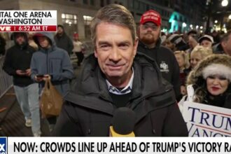 Crowds gather in DC ahead of Trump's victory rally