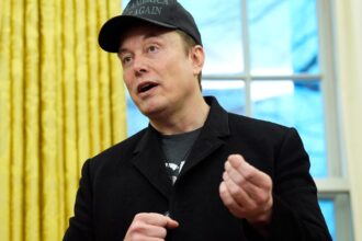 Elon Musk Urges Alarming Action Against CBS's '60 Minutes'