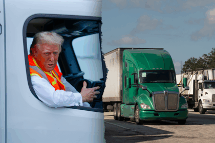 Trump to require truck drivers to speak English, pass literacy tests as ‘communication problems’ mount: WH